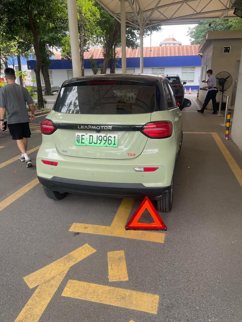 二手车市场新动向：交易方式与消费趋势的变化